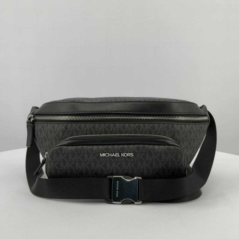 Michael Kors Jet Set Travel Extra-Small Logo Top-Zip Tote Bag Black NS